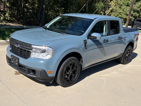 Used 2022 Ford Maverick XLT w/ Equipment Group 300A Standard image 5