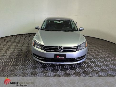 Used 2013 Volkswagen Passat 2.5 SE FWD image 2