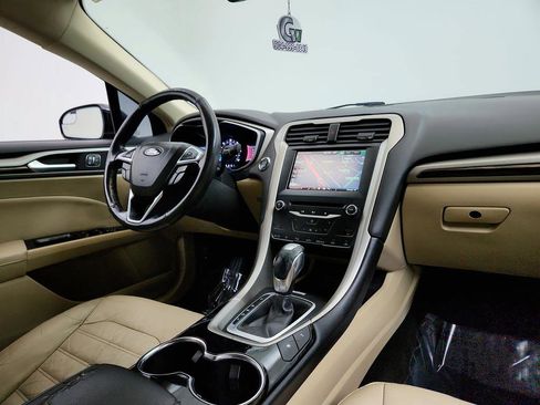 Used 2014 Ford Fusion Energi SE image 25