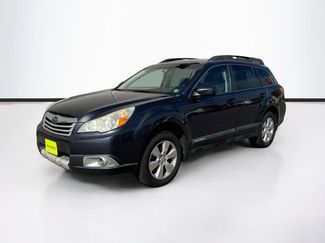 Used 2010 Subaru Outback 3.6R Limited w/ Popular Equipment Group 2A AWD/4WD video 1