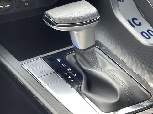 New 2026 Hyundai Elantra SE image 28