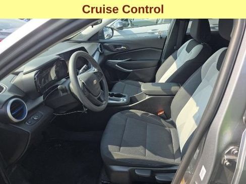 Certified 2026 Chevrolet Trax LS FWD image 10