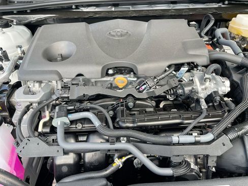 Used 2026 Toyota Camry SE FWD image 18
