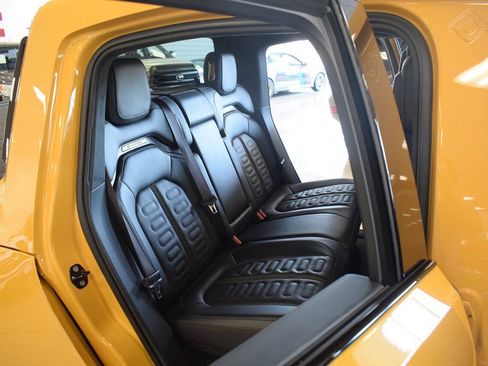 Used 2022 Rivian R1T Adventure AWD/4WD image 15