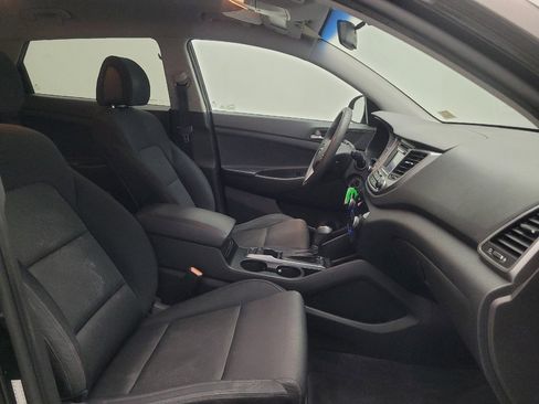 Used 2016 Hyundai Tucson SE w/ Option Group 02 image 21