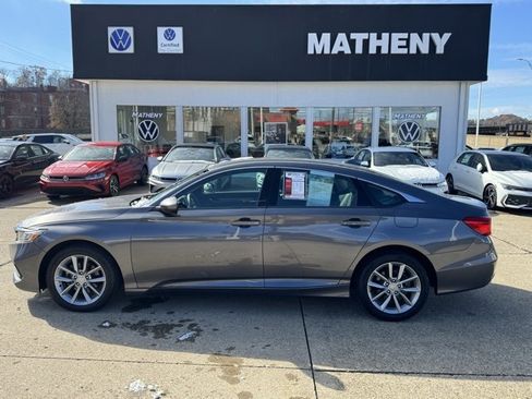 Used 2022 Honda Accord LX image 2