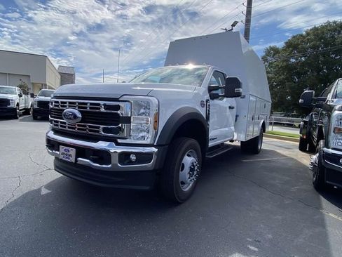 New 2025 Ford F550 2WD Regular Cab Super Duty w/ XL Chrome Package image 5
