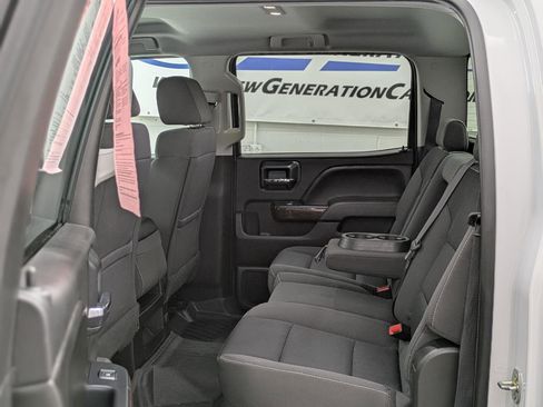 Used 2017 GMC Sierra 2500 SLE w/ HD SLE Preferred Plus Package image 10