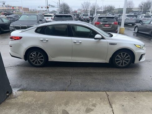 Used 2019 Kia Optima LX w/ LX Premium Package image 4
