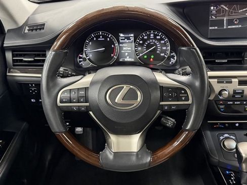 Used 2018 Lexus ES 350 w/ Navigation System Package image 15