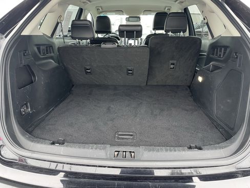 Used 2022 Ford Edge Titanium image 9