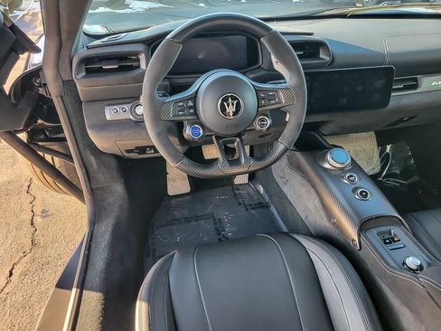 Used 2024 Maserati MC20 Cielo image 13