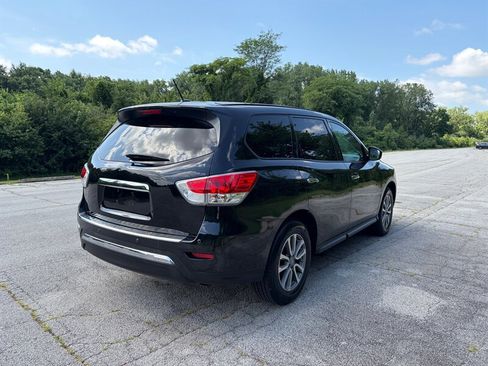 Used 2015 Nissan Pathfinder SV w/ Cargo Package AWD/4WD image 5
