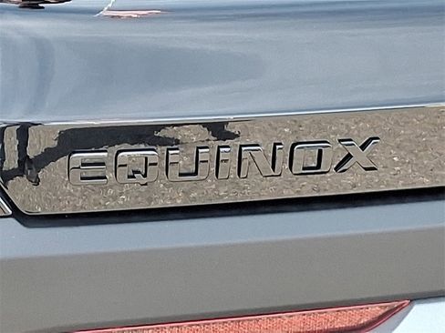 New 2026 Chevrolet Equinox LT w/ Midnight Edition image 10