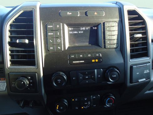 Used 2021 Ford F350 XL w/ Power Equipment Group image 18