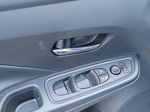 Used 2025 Nissan Versa SV w/ Trunk Package FWD image 21