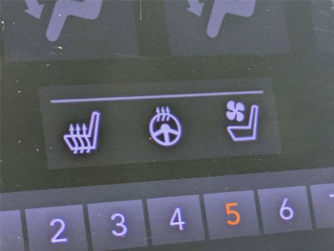 Used 2019 Jeep Grand Cherokee Limited w/ Luxury Group II image 27