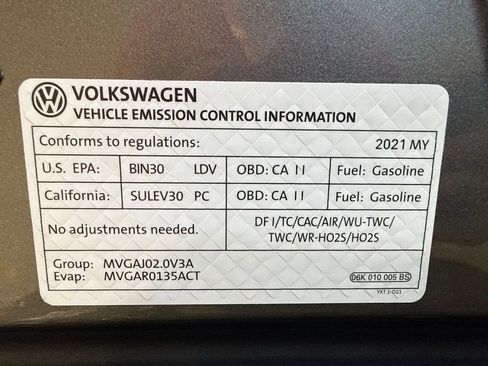 Used 2021 Volkswagen Tiguan SEL AWD/4WD image 71