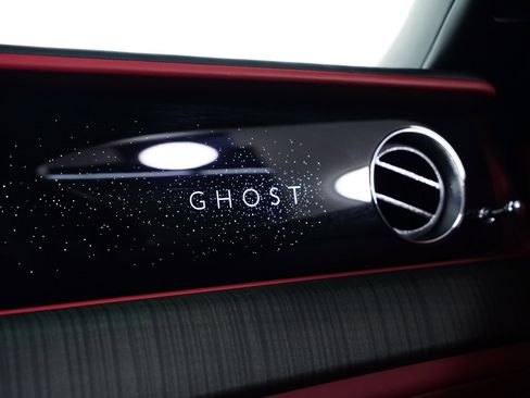 Used 2022 Rolls-Royce Ghost image 52