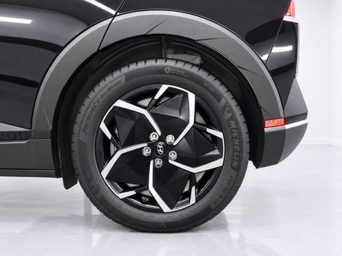 Used 2023 Hyundai Ioniq 5 SEL w/ Cargo Package AWD/4WD image 8