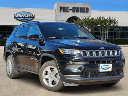 Used 2023 Jeep Compass Latitude w/ Sun and Sound Group