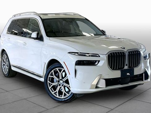 Used 2026 BMW X7 xDrive40i AWD/4WD image 2