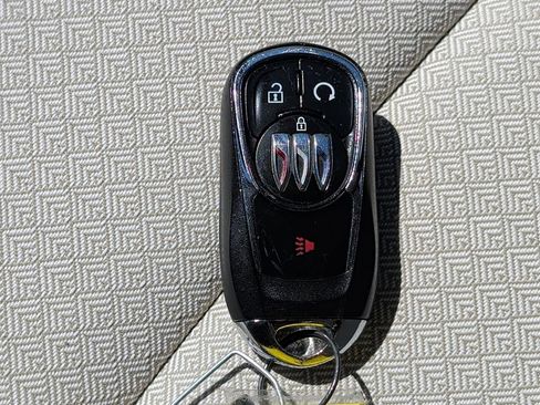 Used 2024 Buick Encore GX Preferred w/ Comfort Package AWD/4WD image 39