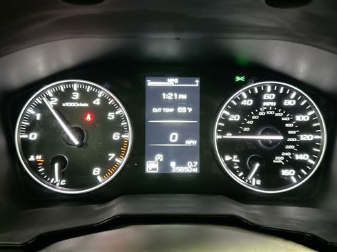 Used 2023 Subaru Outback Premium image 21