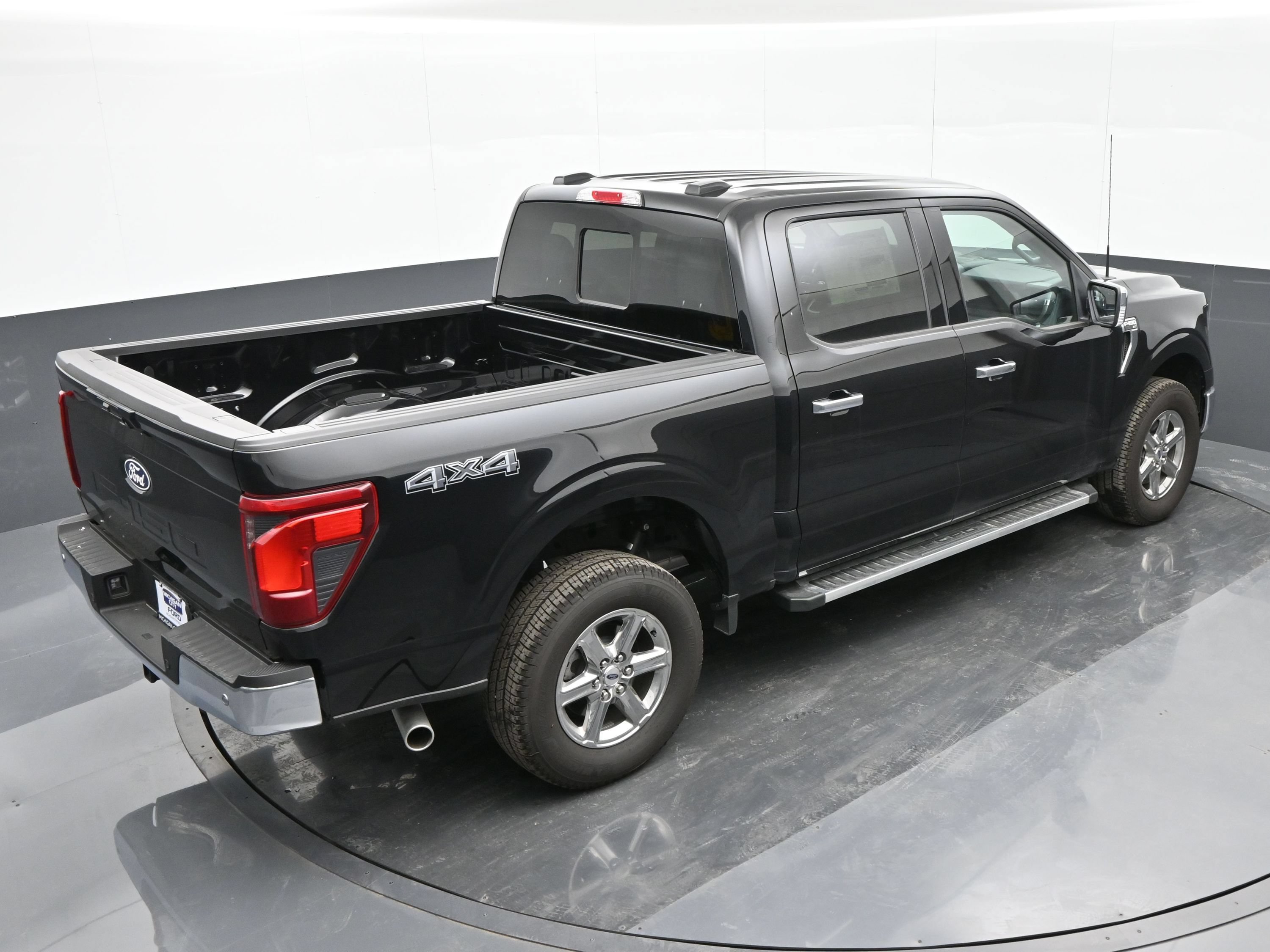 Used 2024 Ford F150 XLT w/ Equipment Group 302A MID AWD/4WD image 31