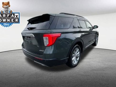 Used 2023 Ford Explorer XLT w/ Equipment Group 202A image 9