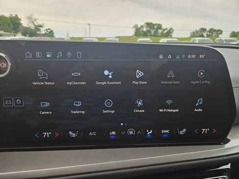 New 2026 Chevrolet Traverse LT FWD image 19