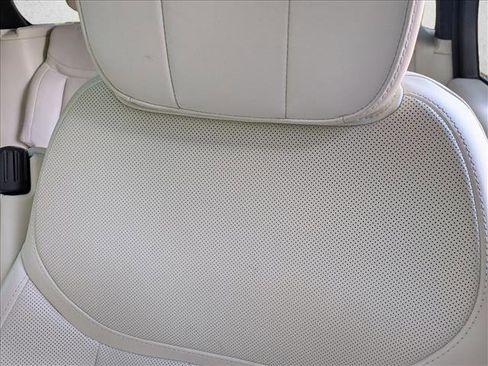 Used 2023 Land Rover Range Rover SE AWD/4WD image 14