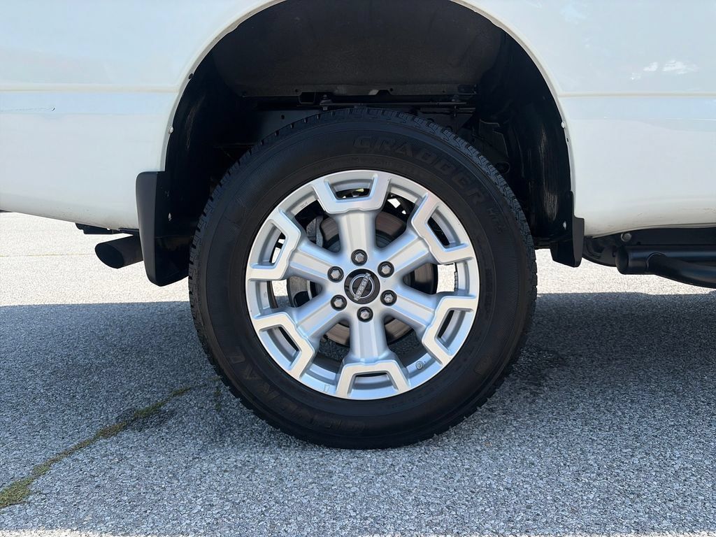 Certified 2024 Nissan Titan SV w/ SV Convenience Package AWD/4WD image 53