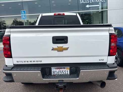 Used 2015 Chevrolet Silverado 2500 LTZ w/ Duramax Plus Package image 6