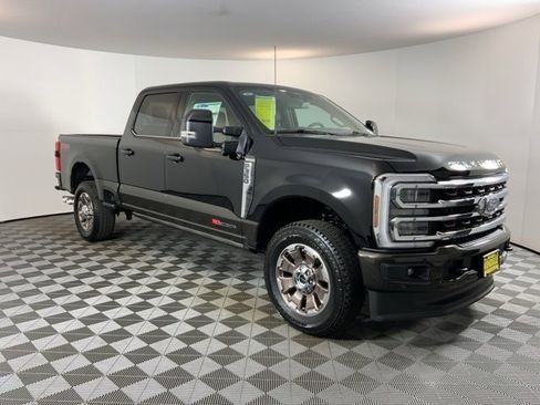 New 2025 Ford F350 King Ranch w/ FX4 Off-Road Package image 3