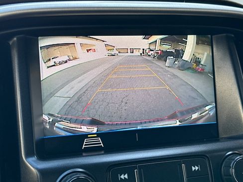 Used 2021 GMC Canyon Elevation image 25