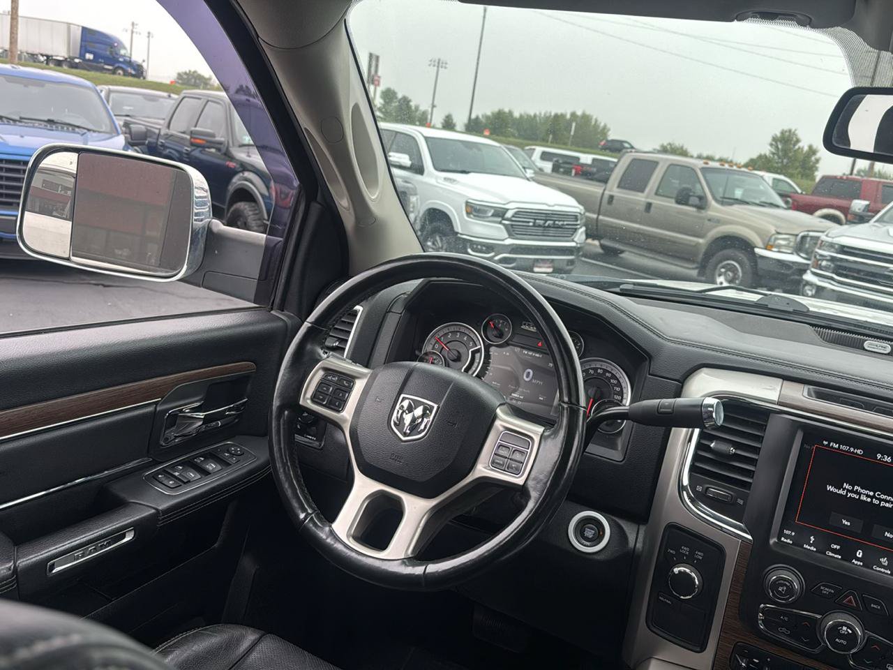 Used 2018 RAM 2500 Laramie w/ Convenience Group AWD/4WD image 27