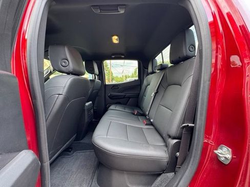 Used 2025 Chevrolet Colorado Trail Boss AWD/4WD image 13