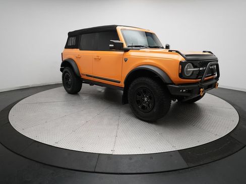 Used 2021 Ford Bronco First Edition AWD/4WD image 34