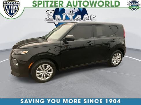 Certified 2022 Kia Soul LX FWD image 6