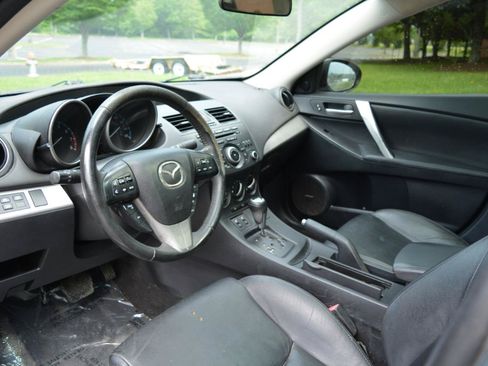 Used 2012 MAZDA MAZDA3 i Grand Touring w/ Tech Pkg FWD image 10