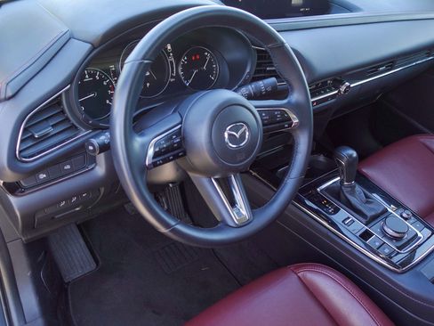 Certified 2025 MAZDA CX-30 AWD 2.5 S w/ Preferred Package image 9