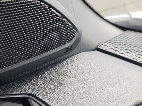 New 2025 Toyota Tundra Limited AWD/4WD image 13
