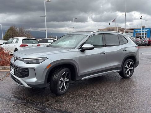 New 2026 Volkswagen Tiguan SE AWD/4WD image 3