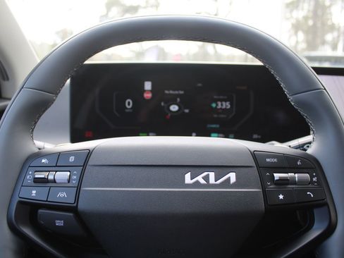 New 2025 Kia EV6 Light image 25