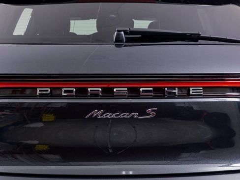 New 2025 Porsche Macan S image 14