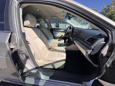 Used 2017 Subaru Legacy 2.5i Premium AWD/4WD image 29