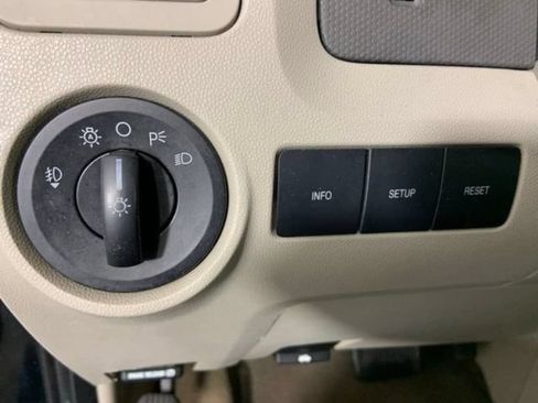 Used 2012 Ford Escape XLT AWD/4WD image 26