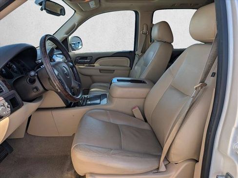 Used 2012 GMC Yukon Denali RWD image 17