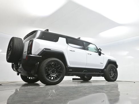 Used 2024 GMC Hummer EV 2X w/ LPO, Roof Cross Rail Package AWD/4WD image 70